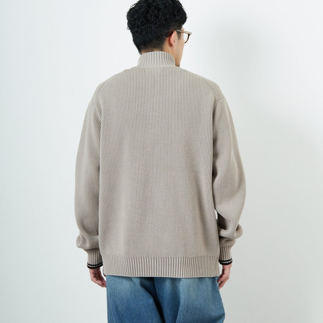 FRED PERRY [フレッドペリー] 別注 ドライバーズニット [FPM-25A-028JF] WARM OAT/B &&モデル身長：167cm 着用サイズ：L&&