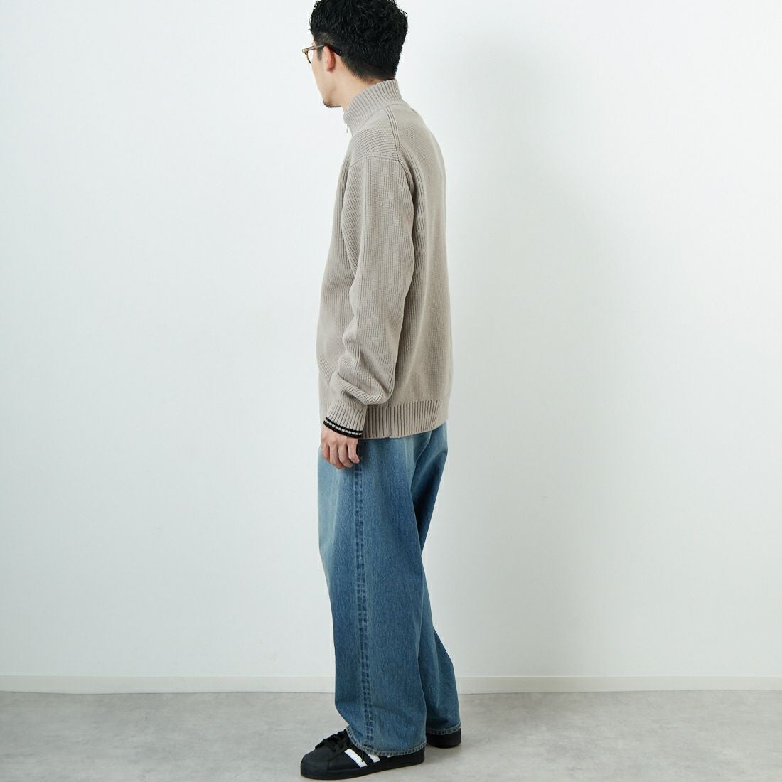 FRED PERRY [フレッドペリー] 別注 ドライバーズニット [FPM-25A-028JF] WARM OAT/B &&モデル身長：167cm 着用サイズ：L&&