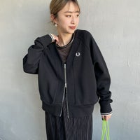 102 BLACK&&モデル身長：150cm 着用サイズ：10&&