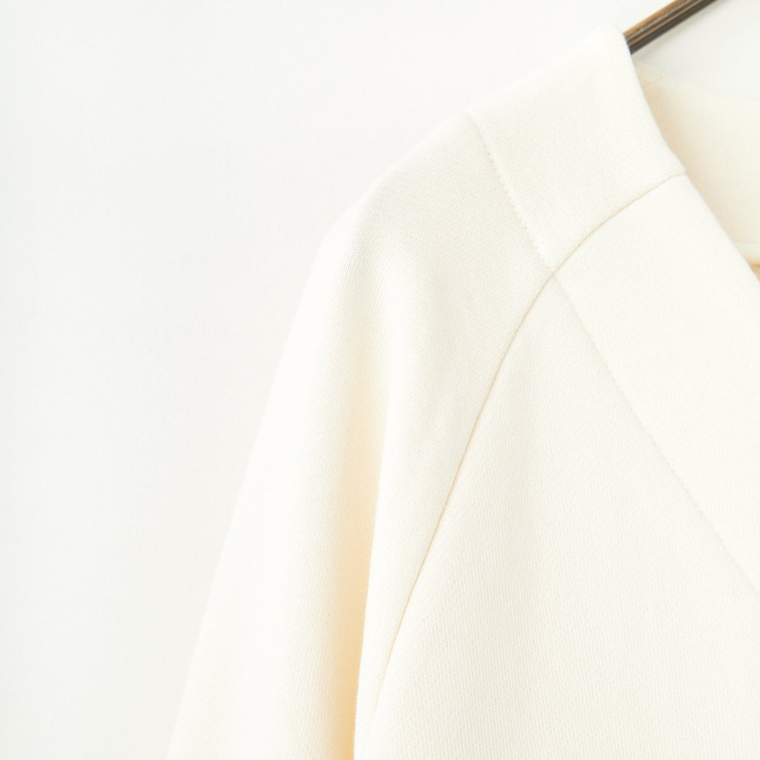 FRED PERRY [フレッドペリー] Vネックジップスルーカーディガン [G1151] 560 ECRU