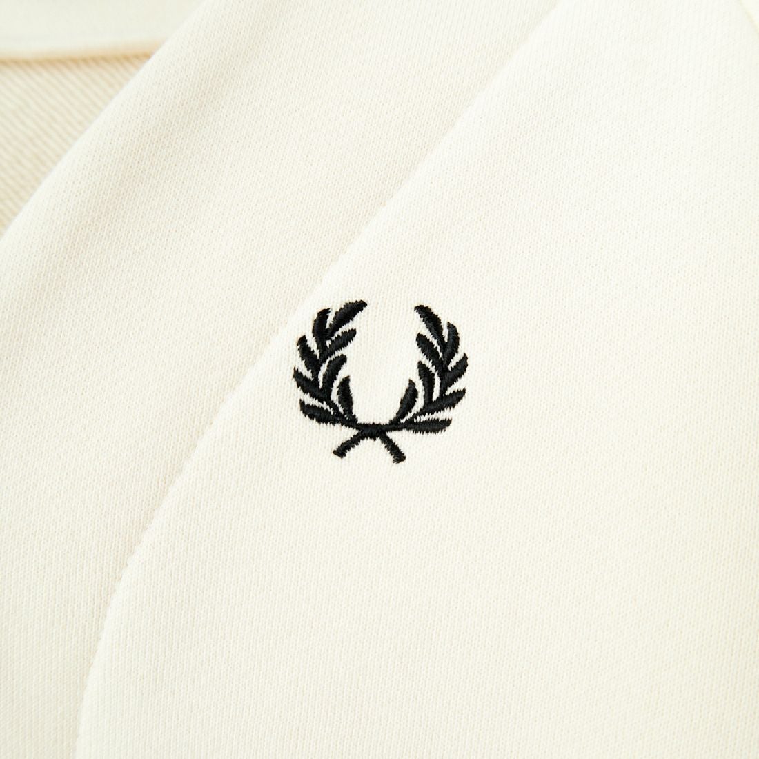 FRED PERRY [フレッドペリー] Vネックジップスルーカーディガン [G1151] 560 ECRU