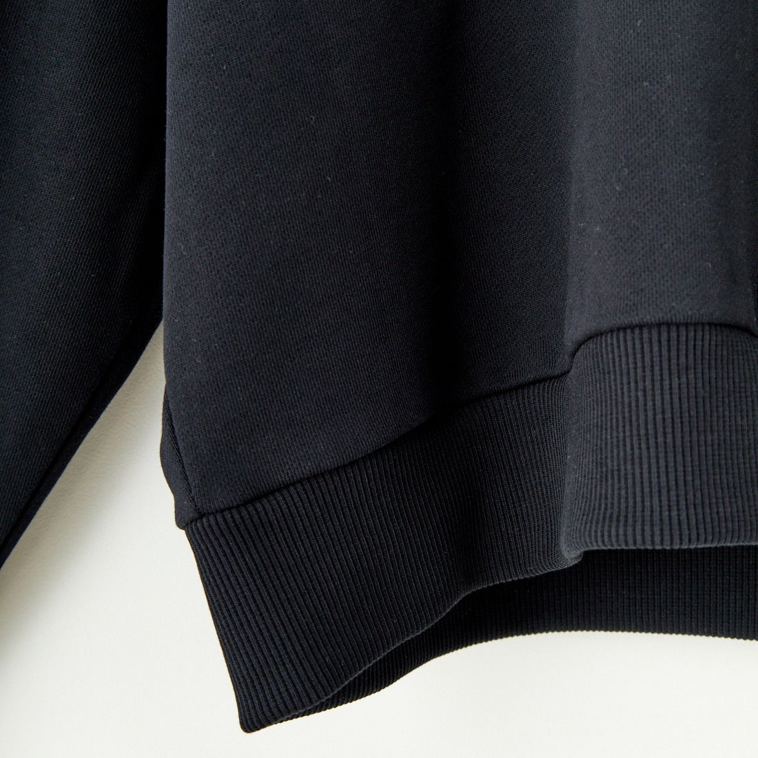 FRED PERRY [フレッドペリー] ツインティップ クロップドスウェット [G1148] 102 BLACK