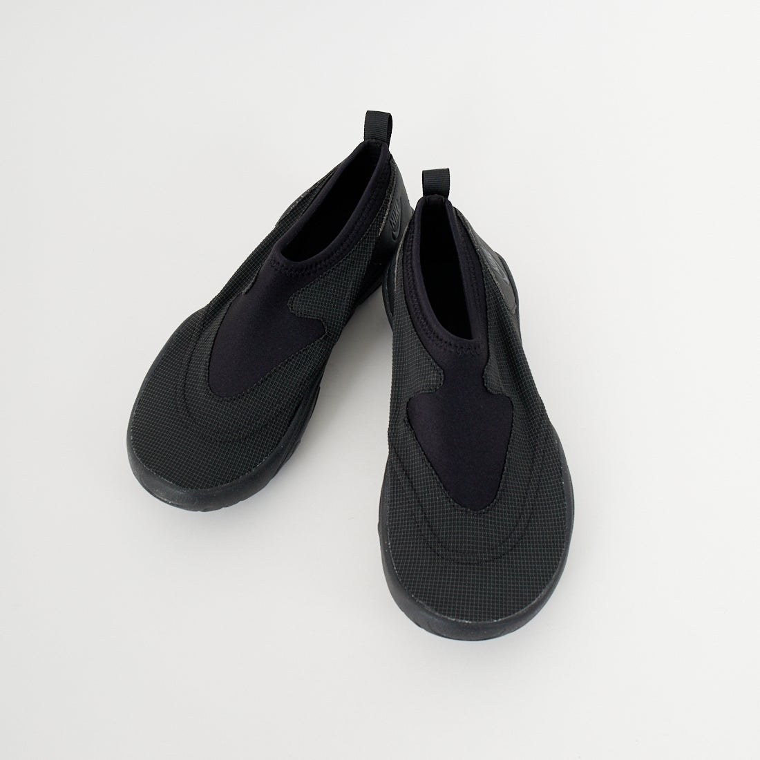 NIKE [ナイキ] アクア ターフ [FZ5627] 001 ﾌﾞﾗｯｸ