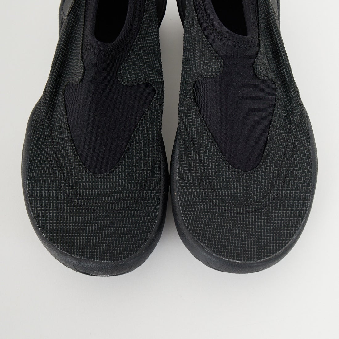 NIKE [ナイキ] アクア ターフ [FZ5627] 001 ﾌﾞﾗｯｸ