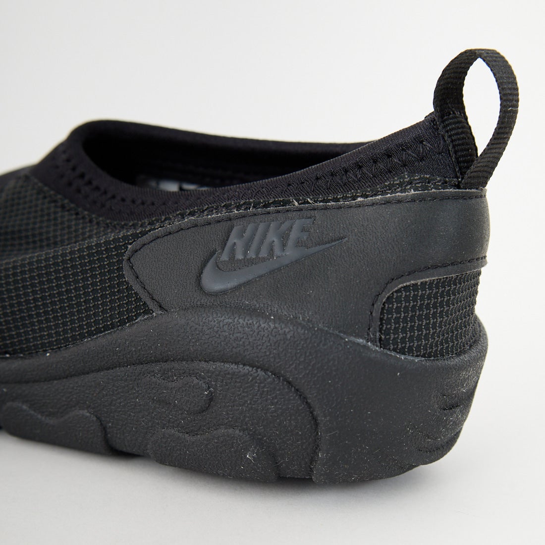 NIKE [ナイキ] アクア ターフ [FZ5627] 001 ﾌﾞﾗｯｸ