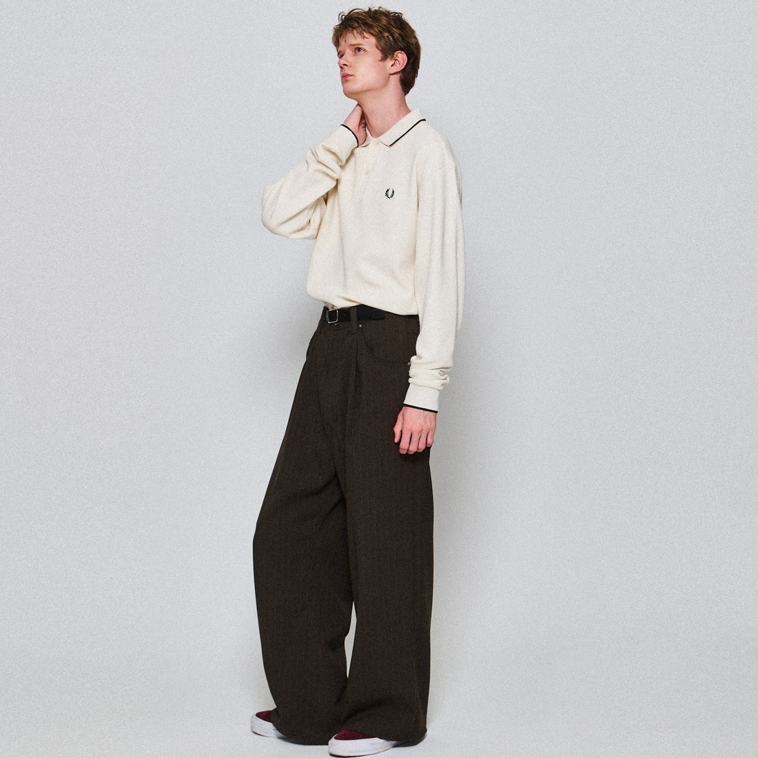 FRED PERRY [フレッドペリー] 別注 ワンポイントロゴ刺繍 ロングスリーブポロシャツ [FPM-25A-027JF] ECRU/NAVY