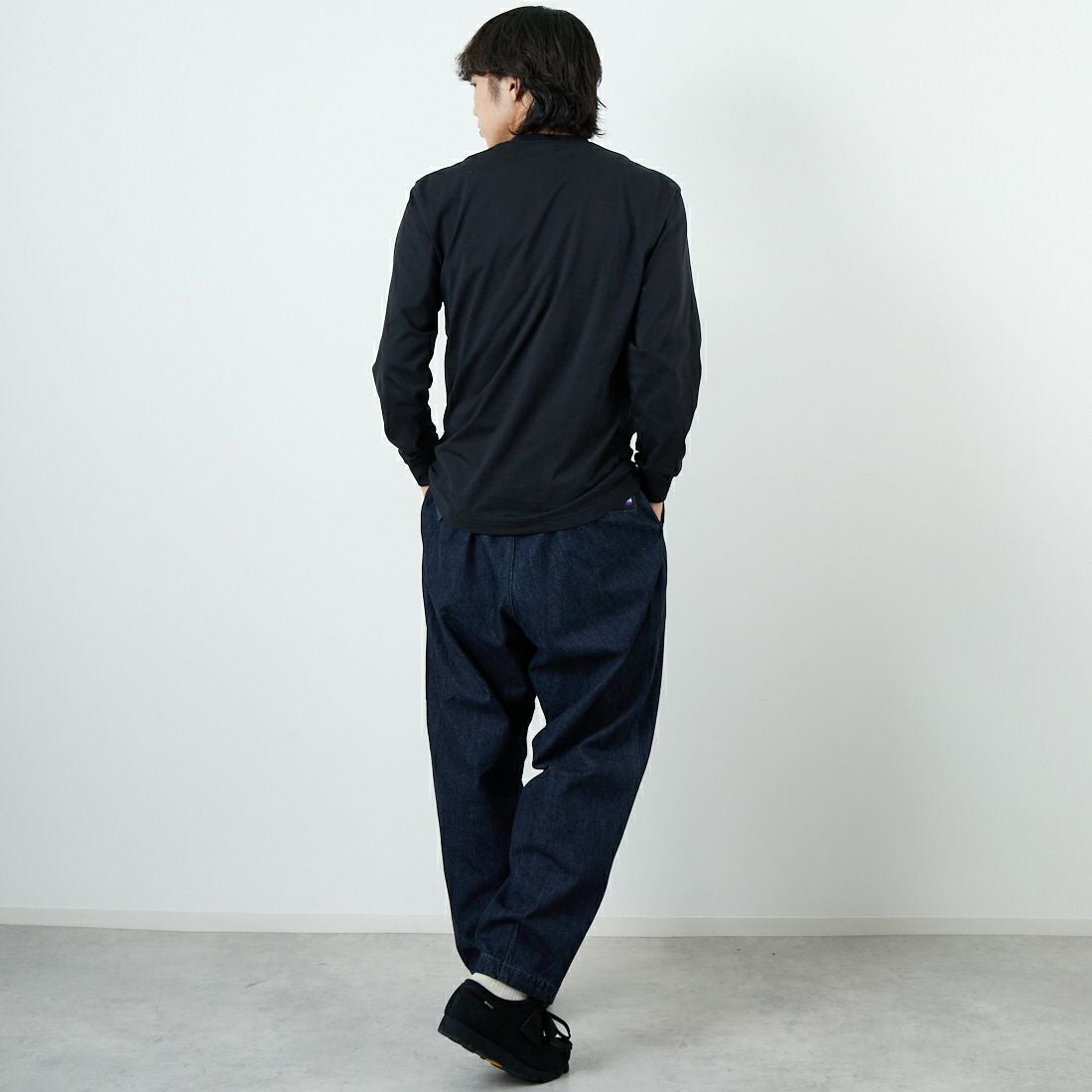 THE NORTH FACE [ザ ノースフェイス] ロングスリーブ フラッシュドライフラワーロゴTシャツ [NT82535] K &&モデル身長：179cm 着用サイズ：34&&