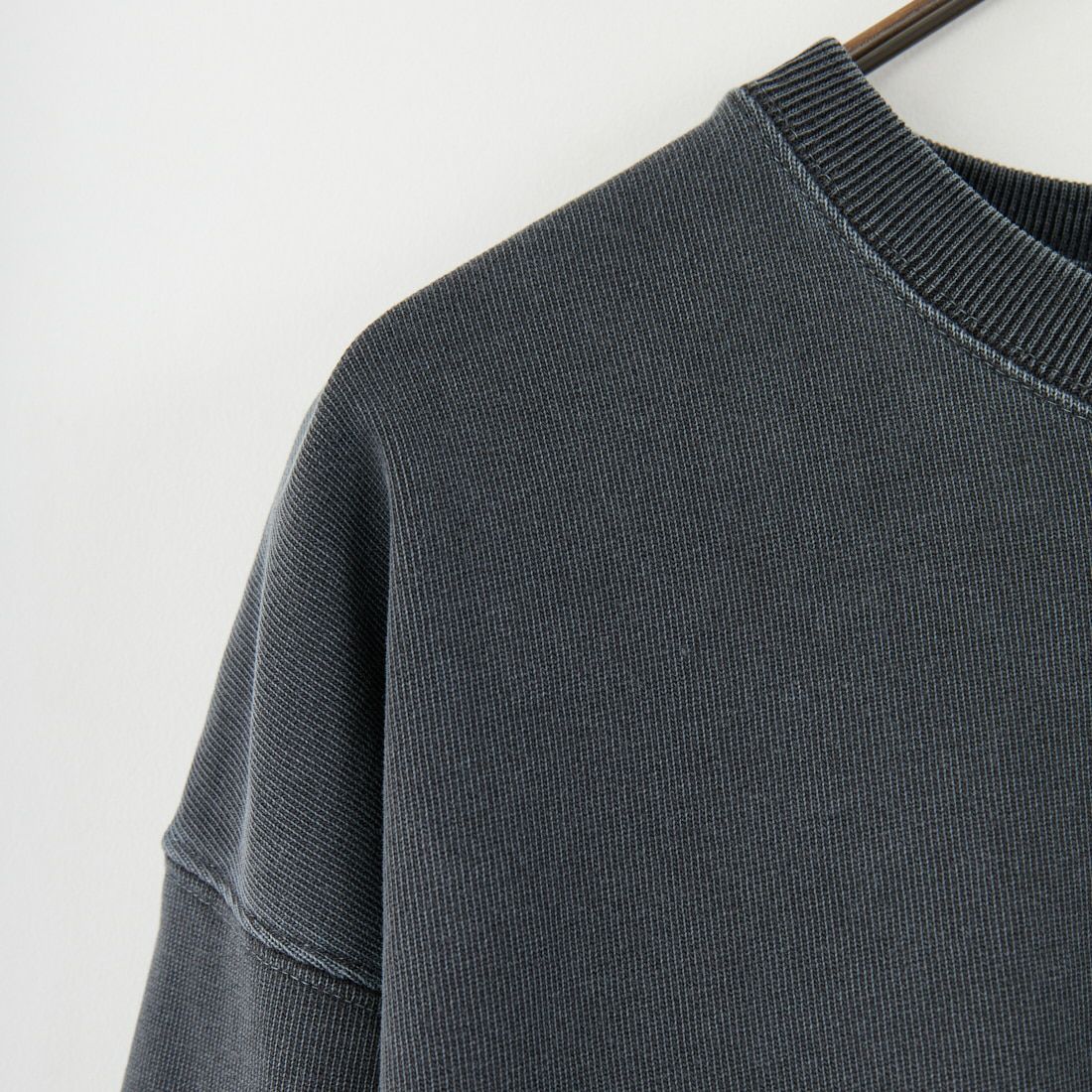 MANHATTAN PORTAGE [マンハッタンポーテージ] 別注 手書き風バックプリント ロングスリーブTシャツ [25FWMP-IN76-JF] CHARCOAL