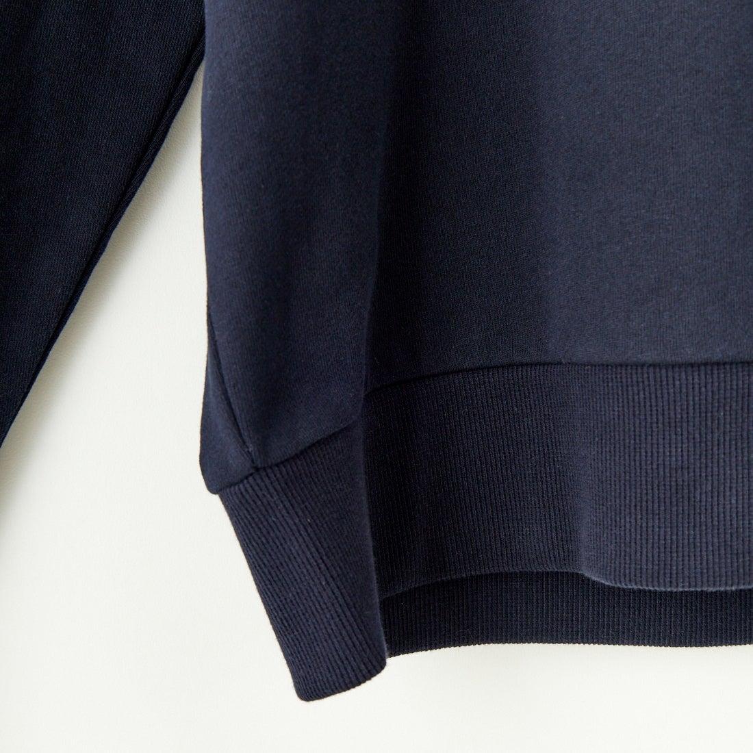 FRED PERRY [フレッドペリー] テニスバッジ クルーネックスウェット [M1751] 608 NAVY