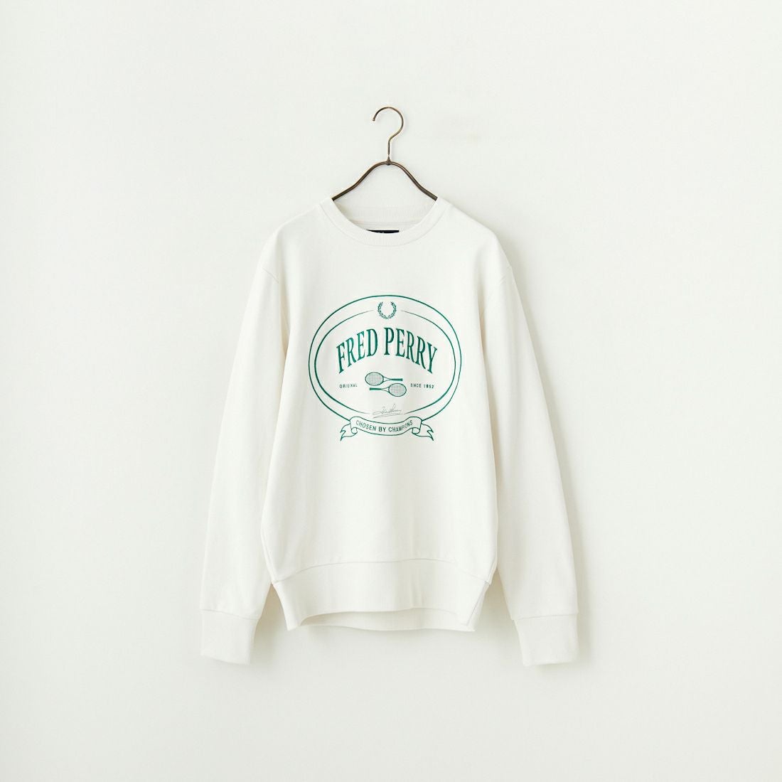 FRED PERRY [フレッドペリー] Chosen by Champions クルーネックスウェット [M1605] 129 SNOW W