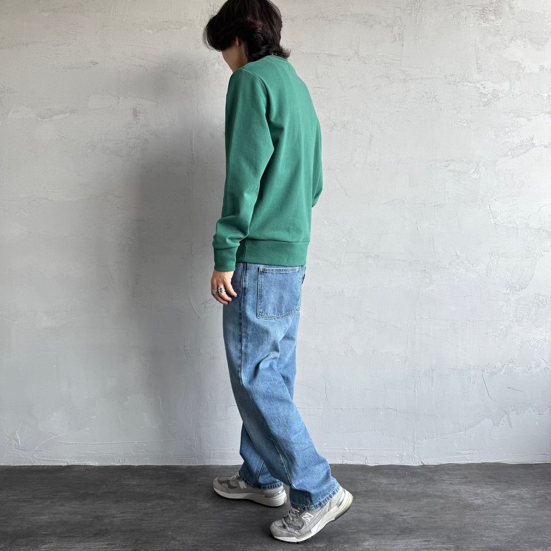 FRED PERRY [フレッドペリー] Chosen by Champions クルーネックスウェット [M1605] Z18 SPORT &&モデル身長：179cm 着用サイズ：M&&