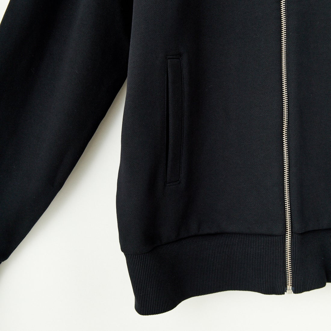 FRED PERRY [フレッドペリー] ジップスルースウェット [J1327] 102 BLACK