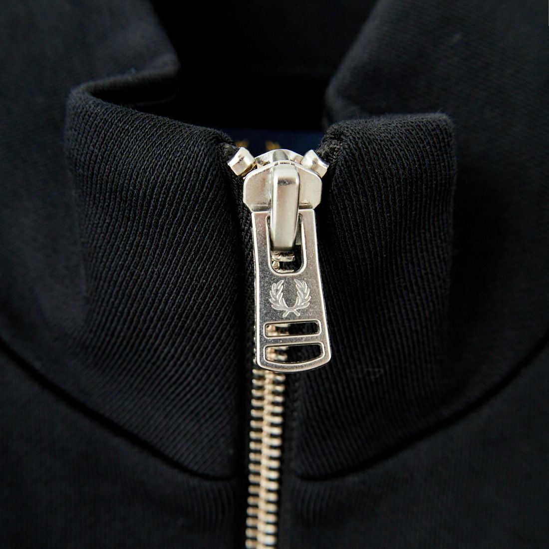 FRED PERRY [フレッドペリー] ジップスルースウェット [J1327] 102 BLACK