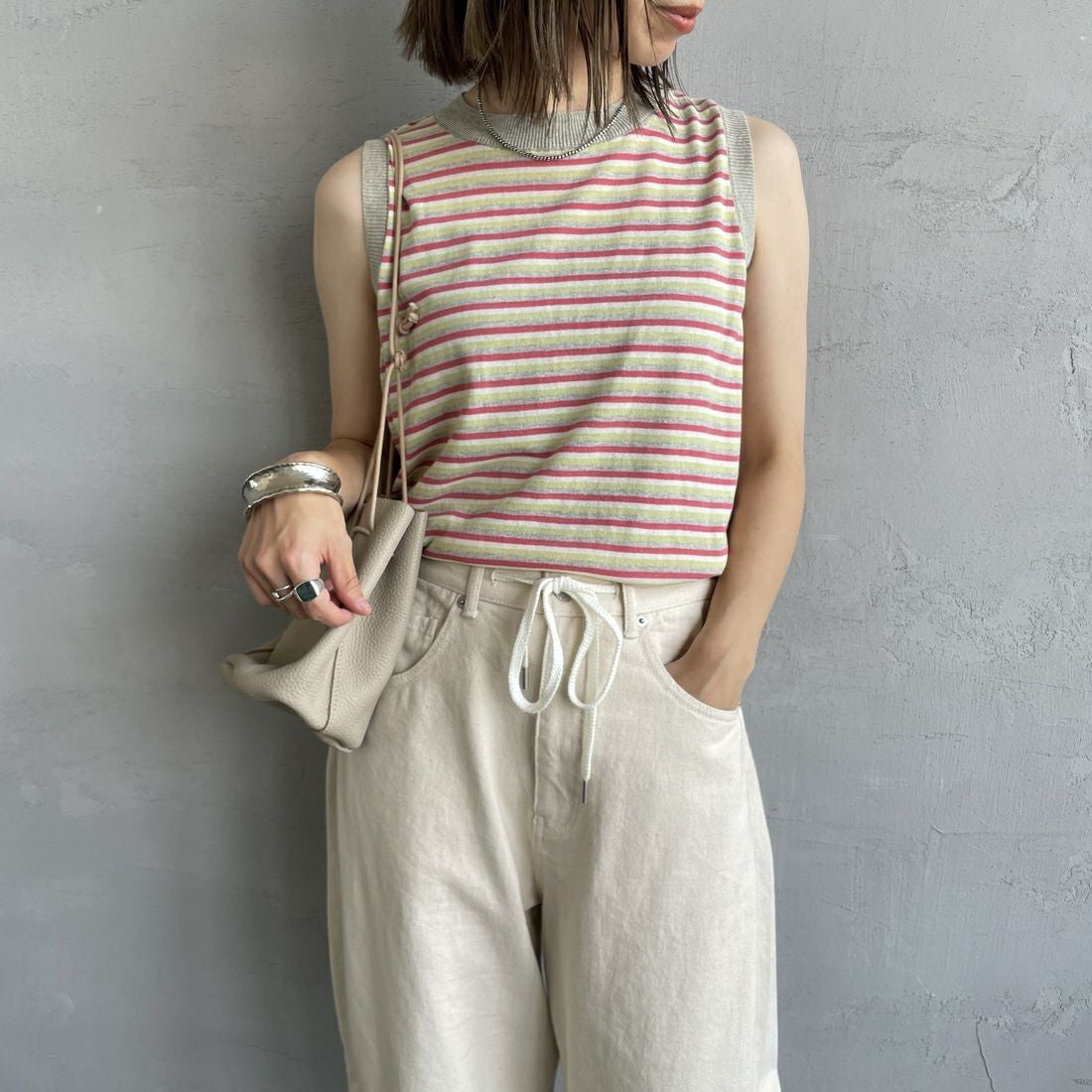 GREY&&モデル身長：158cm 着用サイズ：F&&