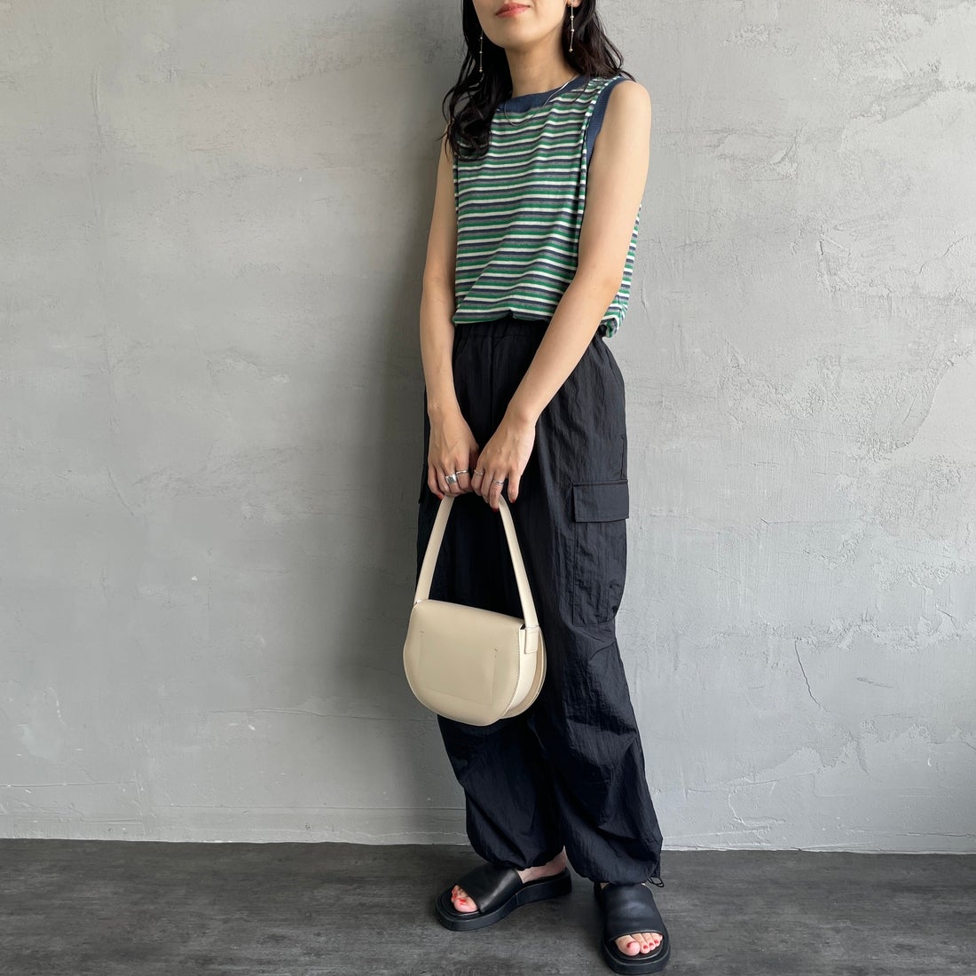 MEYAME [メヤメ] ボーダーコットンニットノースリーブトップス [MEY-2131] NAVY &&モデル身長：160cm 着用サイズ：F&&