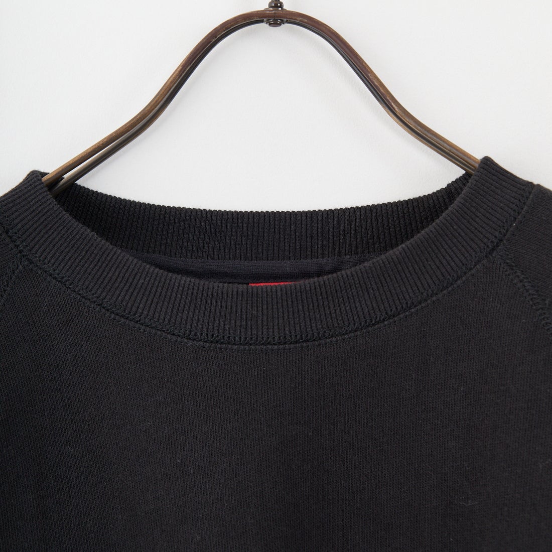 MANHATTAN PORTAGE [マンハッタンポーテージ] 別注 ロゴプリント カットオフスウェット [25FWMP-INL016-JF] BLACK