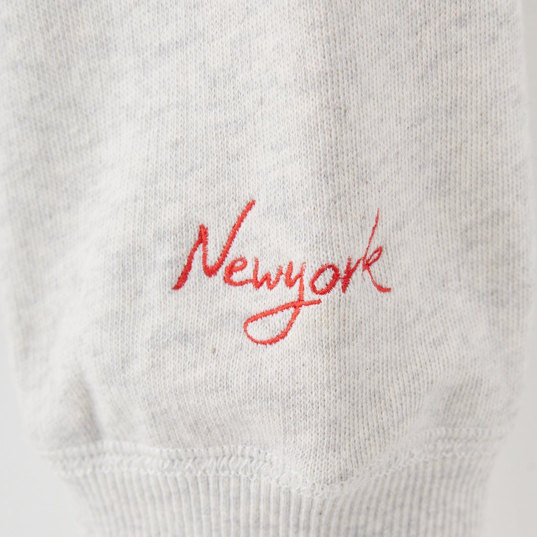 MANHATTAN PORTAGE [マンハッタンポーテージ] 別注 ロゴプリント カットオフスウェット [25FWMP-INL016-JF] OATMEAL