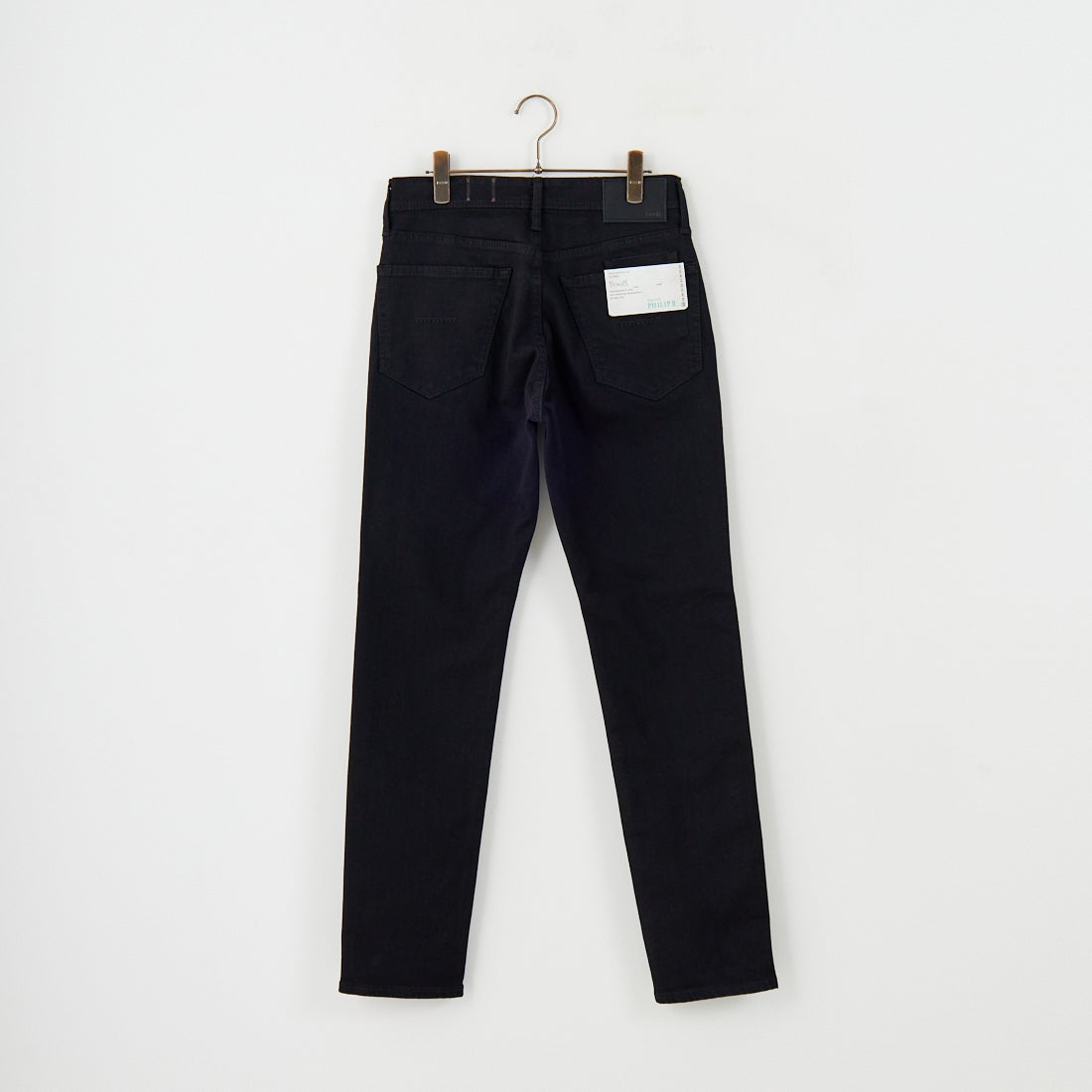 YANUK [ヤヌーク] テーパードデニム PHILIP2 [57253014] BLK