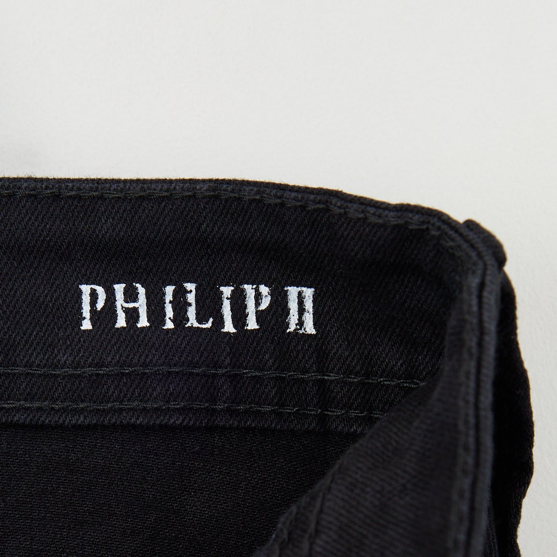 YANUK [ヤヌーク] テーパードデニム PHILIP2 [57253014] BLK