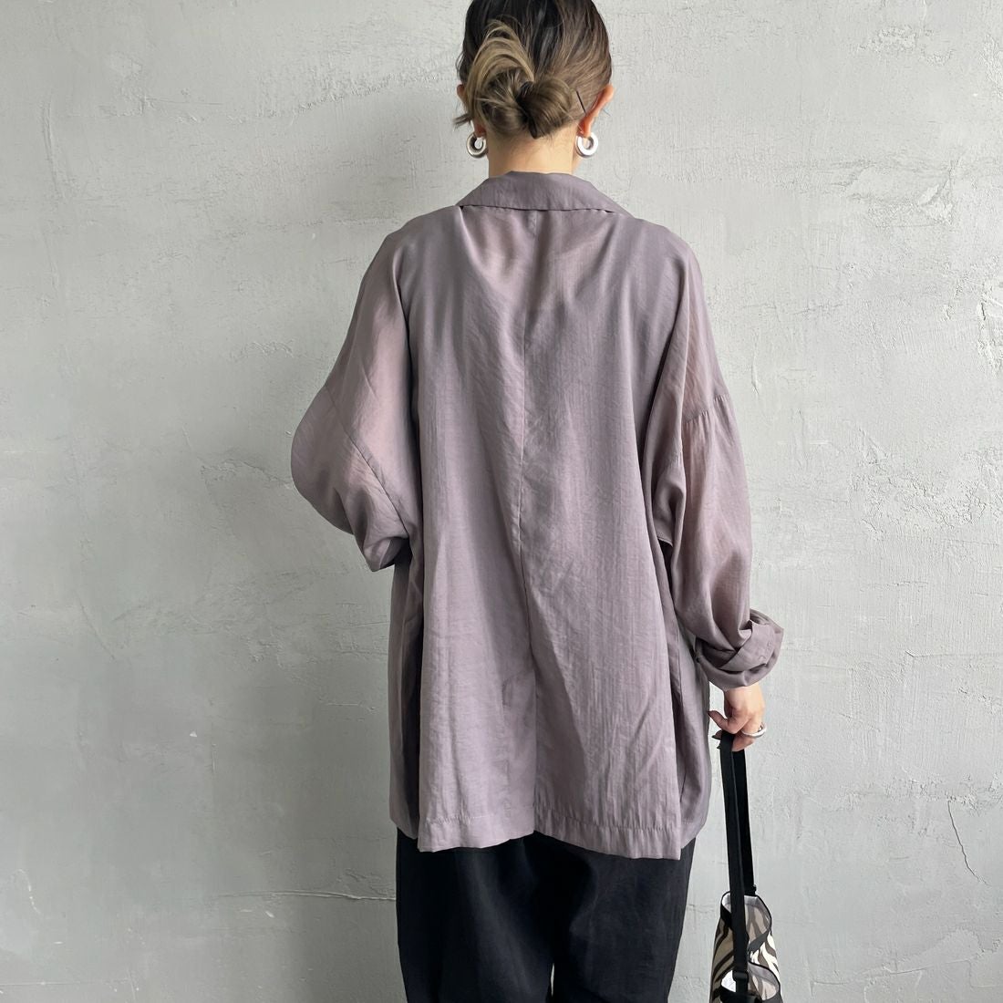 nenom [ネノム] シアーテーラードジャケット [NE25132082] 07 GRAY &&モデル身長：150cm 着用サイズ：F&&