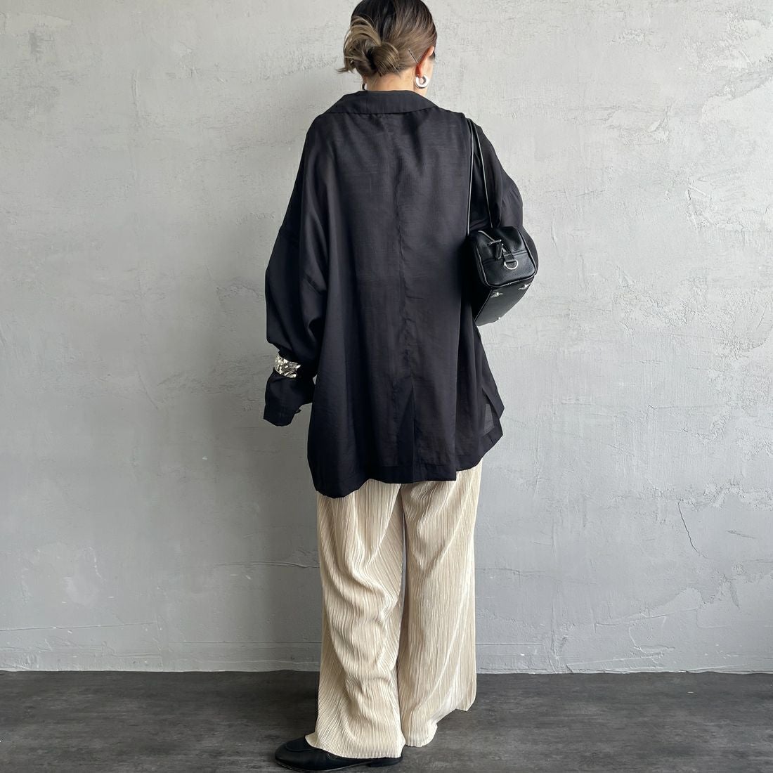 nenom [ネノム] シアーテーラードジャケット [NE25132082] 09 BLACK &&モデル身長：150cm 着用サイズ：F&&