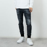 900 BLACK&&モデル身長：179cm 着用サイズ：46&&