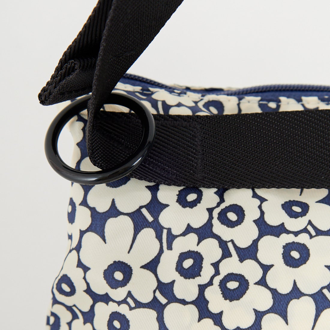 marimekko [マリメッコ] Neat クロスボディショルダーバッグ [52254-2-94573] 37 ﾈｲﾋﾞｰ