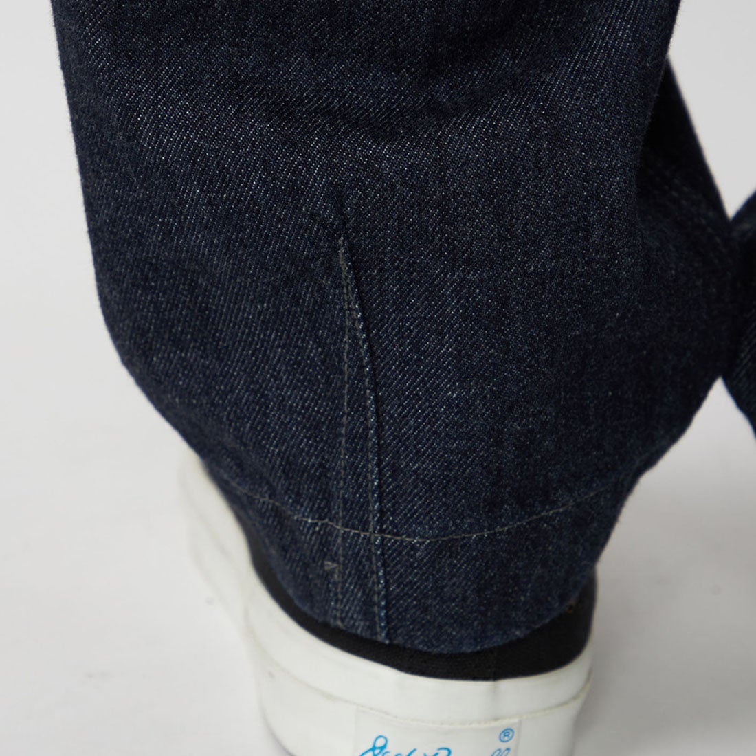 THE NORTH FACE PURPLE LABEL [ザ ノースフェイス パープルレーベル] デニムワイドテーパード フィールドパンツ [N25FC068] ID INDIGO &&モデル身長：179cm 着用サイズ：32&&