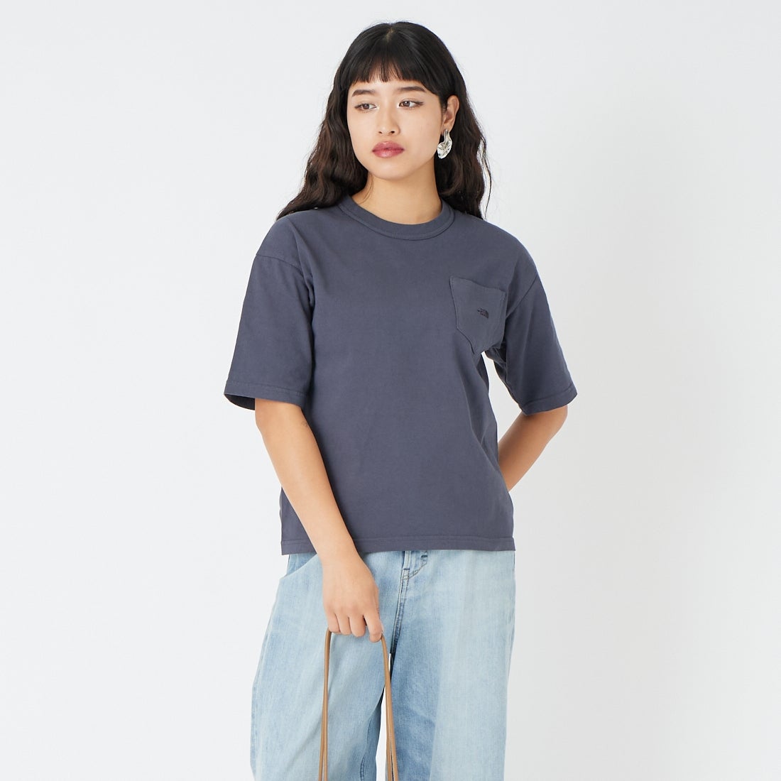 THE NORTH FACE PURPLE LABEL [ザ ノースフェイス パープルレーベル] 8オンスフィールドポケットTシャツ [N25FT064] AH ASPHALT &&モデル身長：162cm 着用サイズ：WS&&