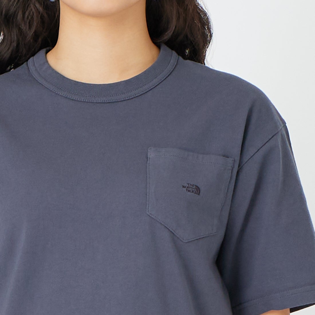 THE NORTH FACE PURPLE LABEL [ザ ノースフェイス パープルレーベル] 8オンスフィールドポケットTシャツ [N25FT064] AH ASPHALT &&モデル身長：162cm 着用サイズ：WS&&
