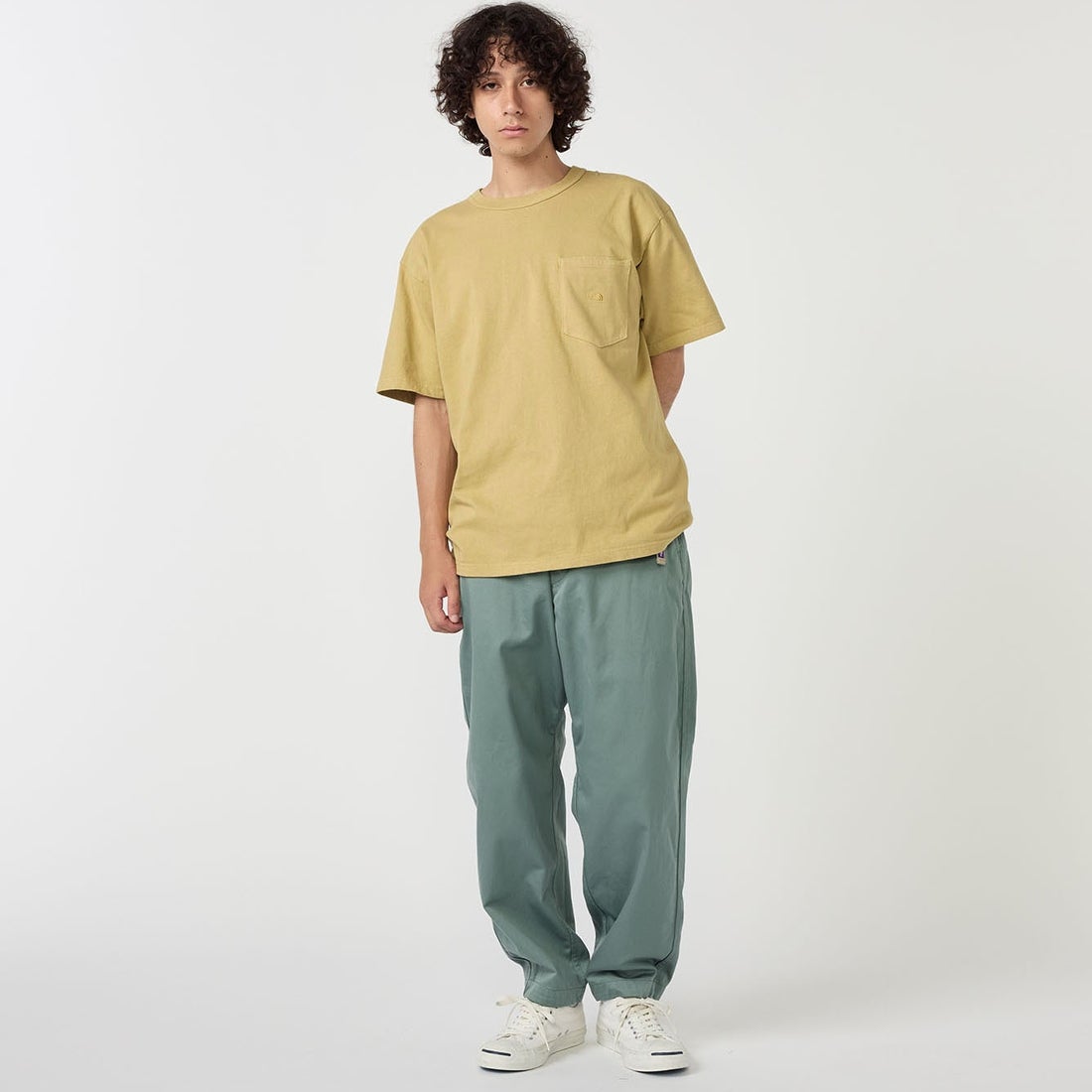 THE NORTH FACE PURPLE LABEL [ザ ノースフェイス パープルレーベル] 8オンスフィールドポケットTシャツ [N25FT064] LK LIGHT K &&モデル身長：177cm 着用サイズ：M&&