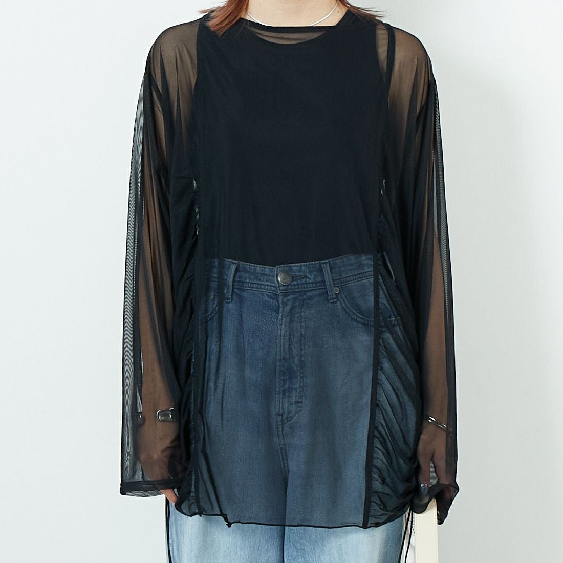 &g'aime [アンジェム] &g'aime [アンジェム] サイドギャザーシアーチュニック [98810-67100] ﾌﾞﾗｯｸ &&モデル身長：167cm 着用サイズ：F&&ギャザーシアーチュニック [98810-67100] ﾌﾞﾗｯｸ &&モデル身長：160cm 着用サイズ：F&&