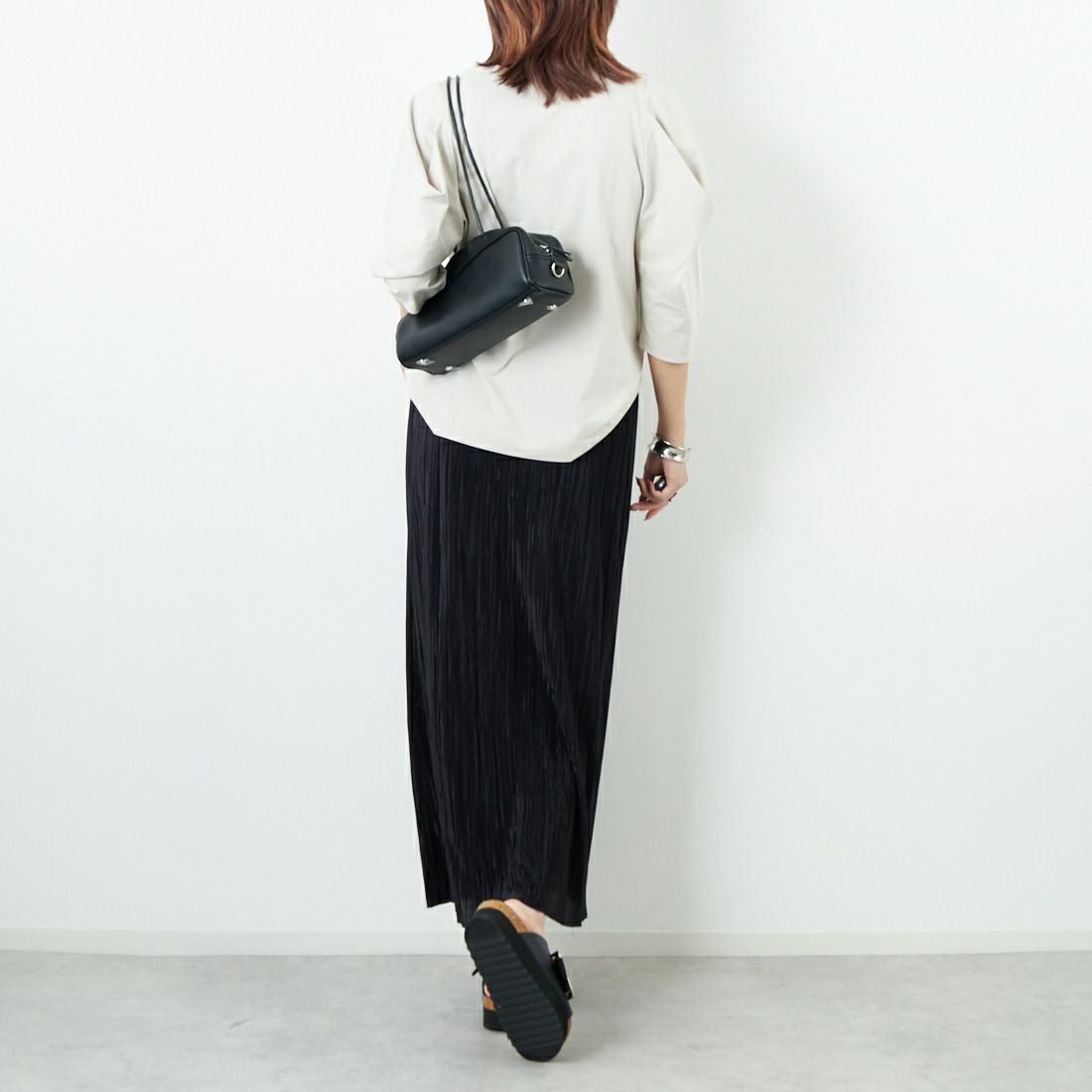 Jf Ready Made [ジェイエフレディメイド] 袖タックデザインプルオーバー [3104106] 714 ｸﾞﾚｰﾍﾞ &&モデル身長：167cm 着用サイズ：F&&