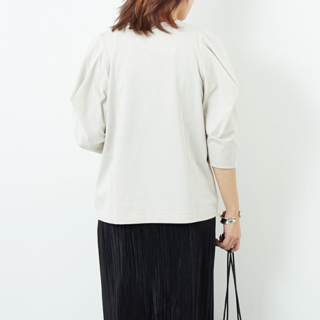 Jf Ready Made [ジェイエフレディメイド] 袖タックデザインプルオーバー [3104106] 714 ｸﾞﾚｰﾍﾞ &&モデル身長：167cm 着用サイズ：F&&