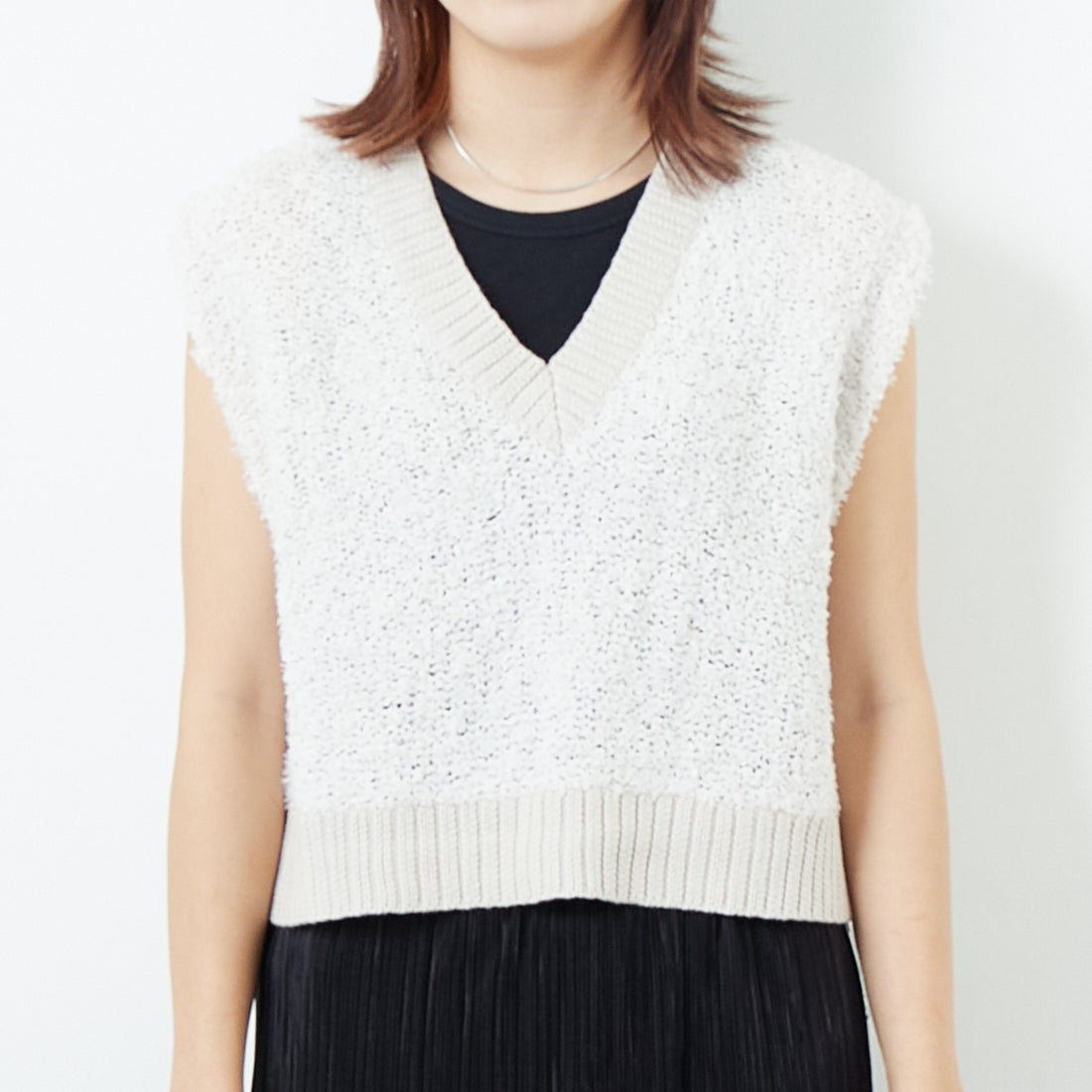 &g'aime [アンジェム] バタフライヤーンベスト [98610-67000] ｴｸﾘｭ &&モデル身長：167cm 着用サイズ：F&&