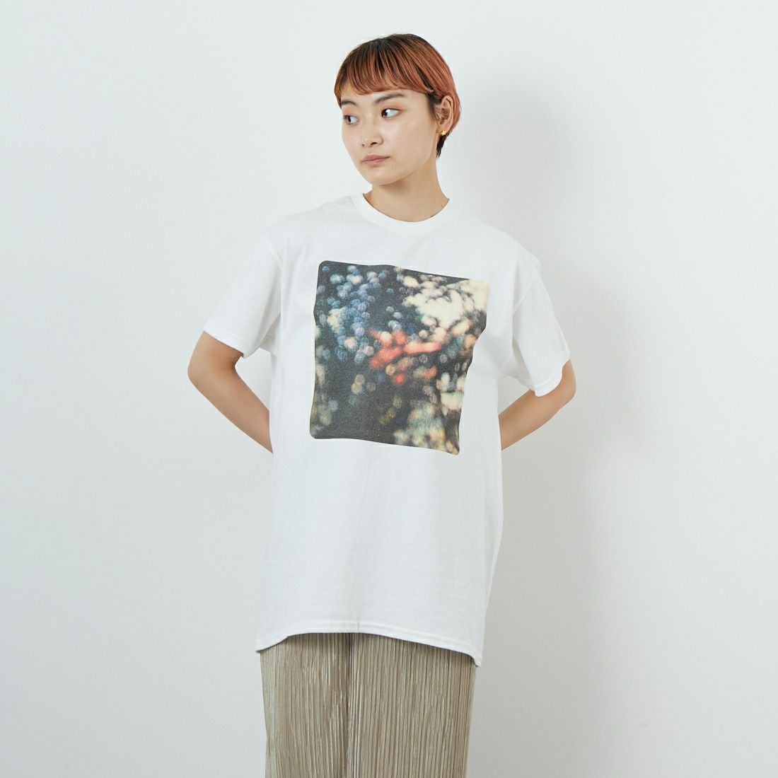 BLUESCENTRIC [ブルースセントリック] ピンクフロイド グラフィックTシャツ [BLC110094000] WHITE &&モデル身長：160cm 着用サイズ：M&&