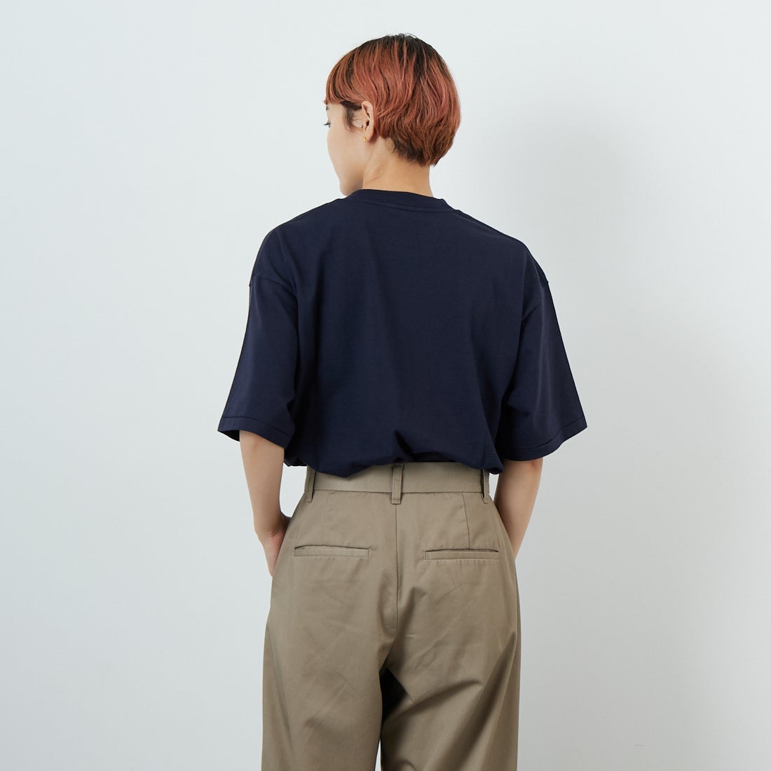 SCREEN STARS [スクリーンスターズ] フォトプリントTシャツ [2522-SSIN2] B NAVY &&モデル身長：160cm 着用サイズ：F&&