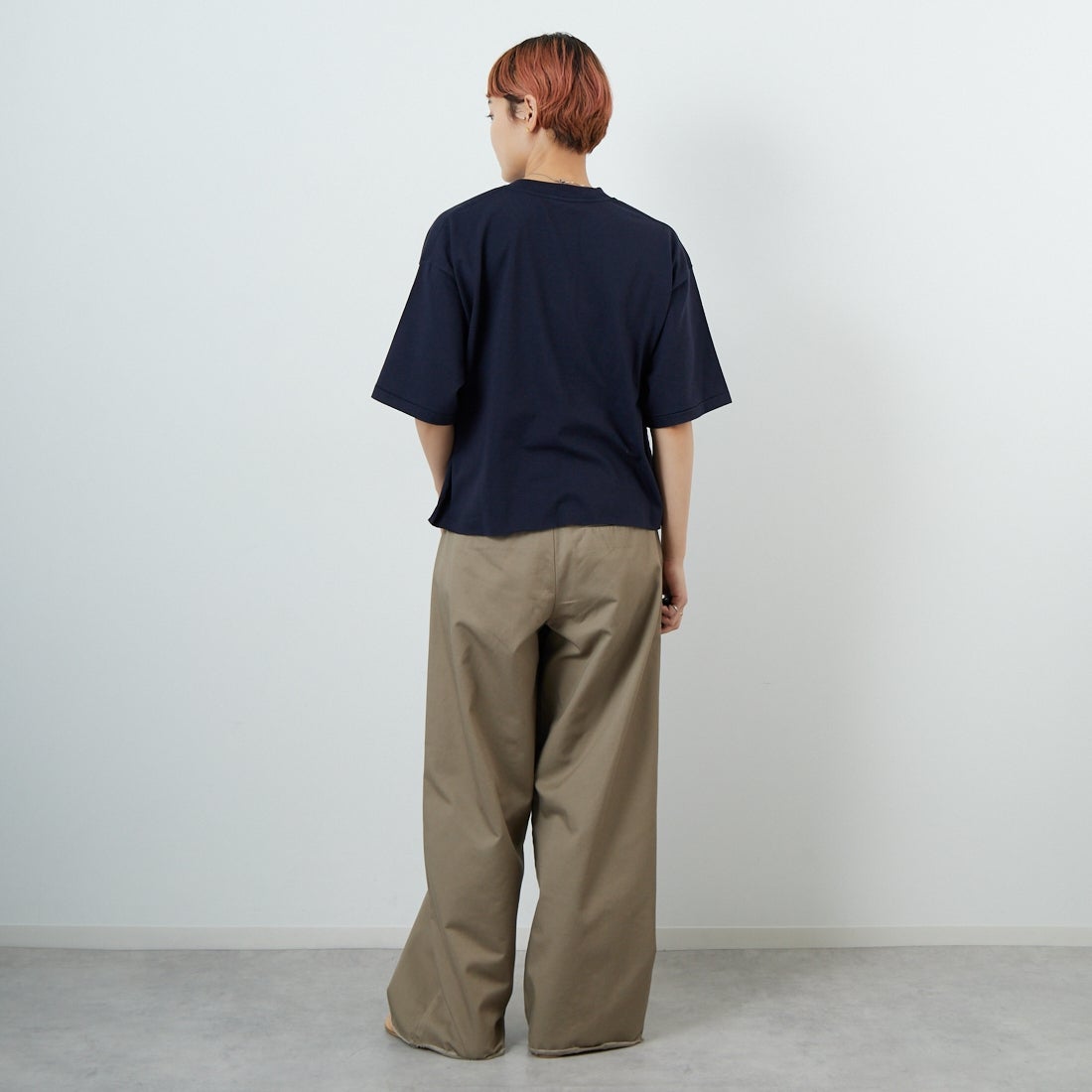 SCREEN STARS [スクリーンスターズ] フォトプリントTシャツ [2522-SSIN2] B NAVY &&モデル身長：160cm 着用サイズ：F&&