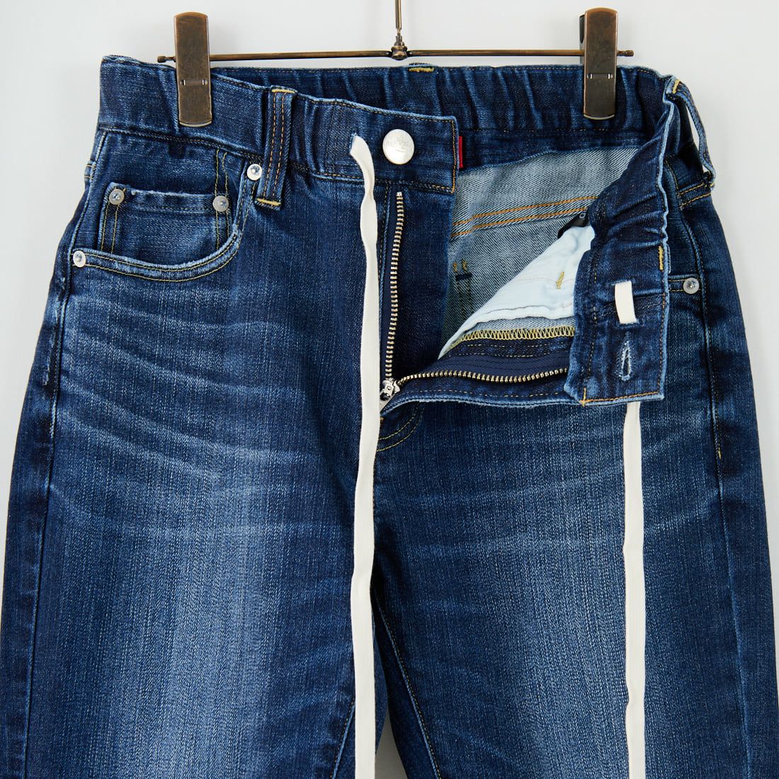 RED CARD TOKYO [レッドカード トーキョー] Rhythm+ イージースリムテーパードパンツ [26M93301KVD] K-VINT DK