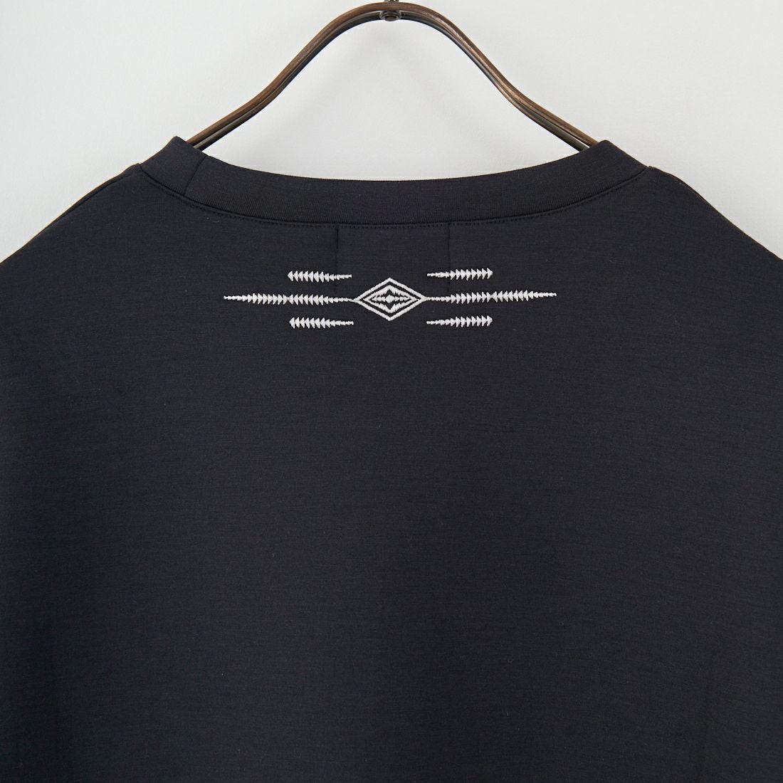 PENDLETON [ペンドルトン] 別注 ネイティブ柄 ダンボールニット クルーネックスウェット [5475-1223-JF] BLACK