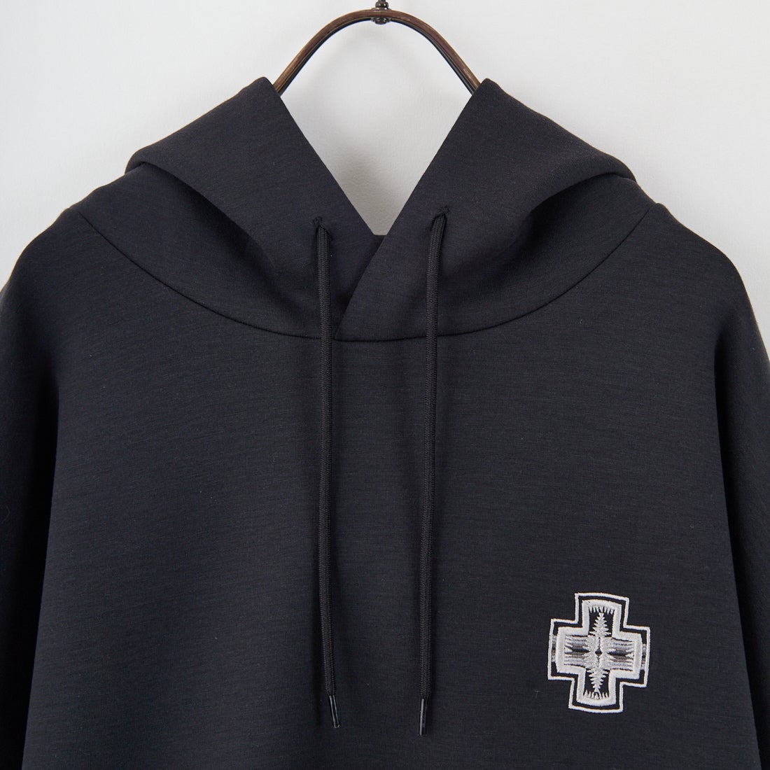 PENDLETON [ペンドルトン] 別注 ネイティブ柄 ダンボールニット スウェットパーカー [5475-1224-JF] BLACK