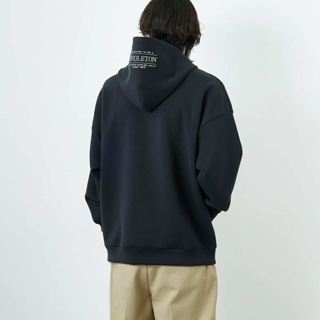 PENDLETON [ペンドルトン] 別注 ネイティブ柄 ダンボールニット