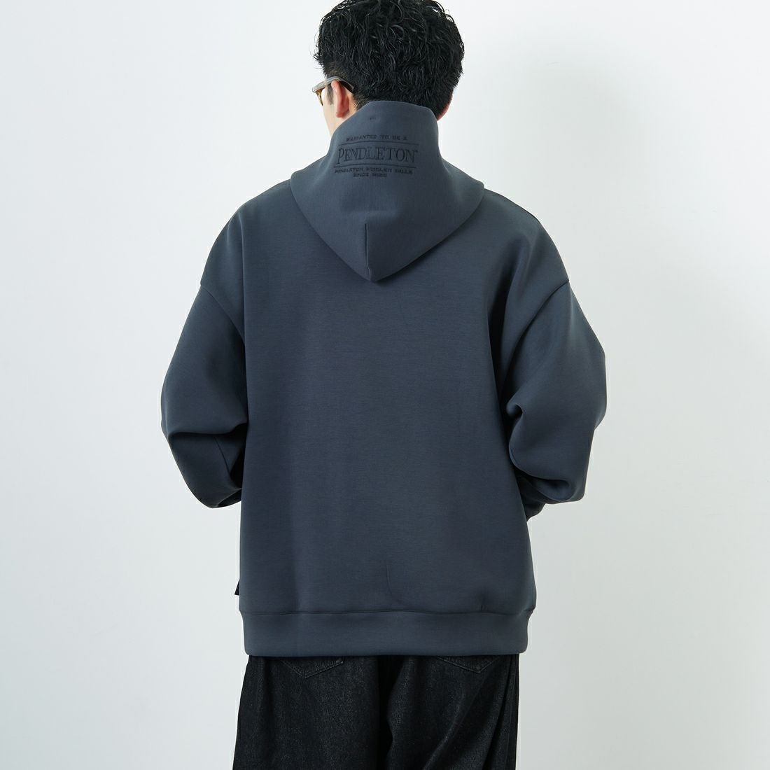 PENDLETON [ペンドルトン] 別注 ネイティブ柄 ダンボールニット