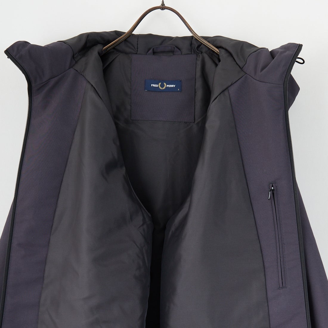 FRED PERRY [フレッドペリー] 別注 パデッドフーデッドシェルジャケット [FPM-25A-24JF] ANCOR/WARM