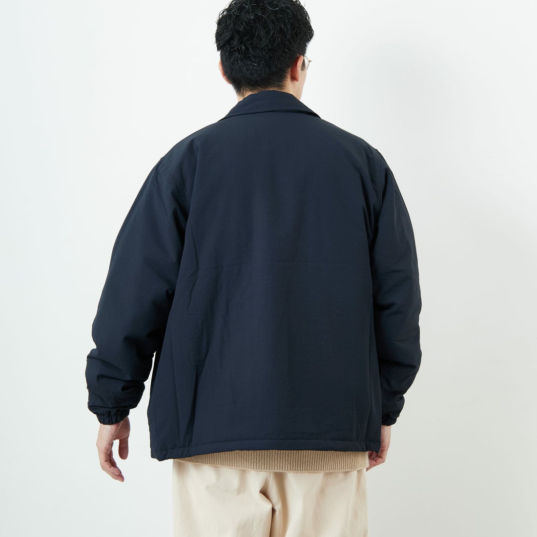 FRED PERRY [フレッドペリー] 別注 パデッドボタンスルージャケット [FPM-25A-23JF] NVY/HONEYC &&モデル身長：168cm 着用サイズ：M&&