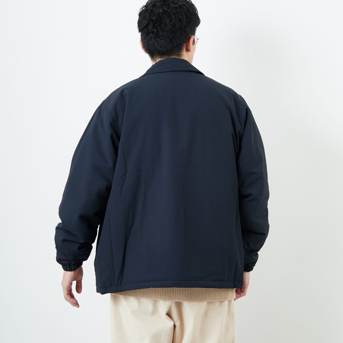 FRED PERRY [フレッドペリー] 別注 パデッドボタンスルージャケット [FPM-25A-23JF] NVY/HONEYC &&モデル身長：168cm 着用サイズ：M&&