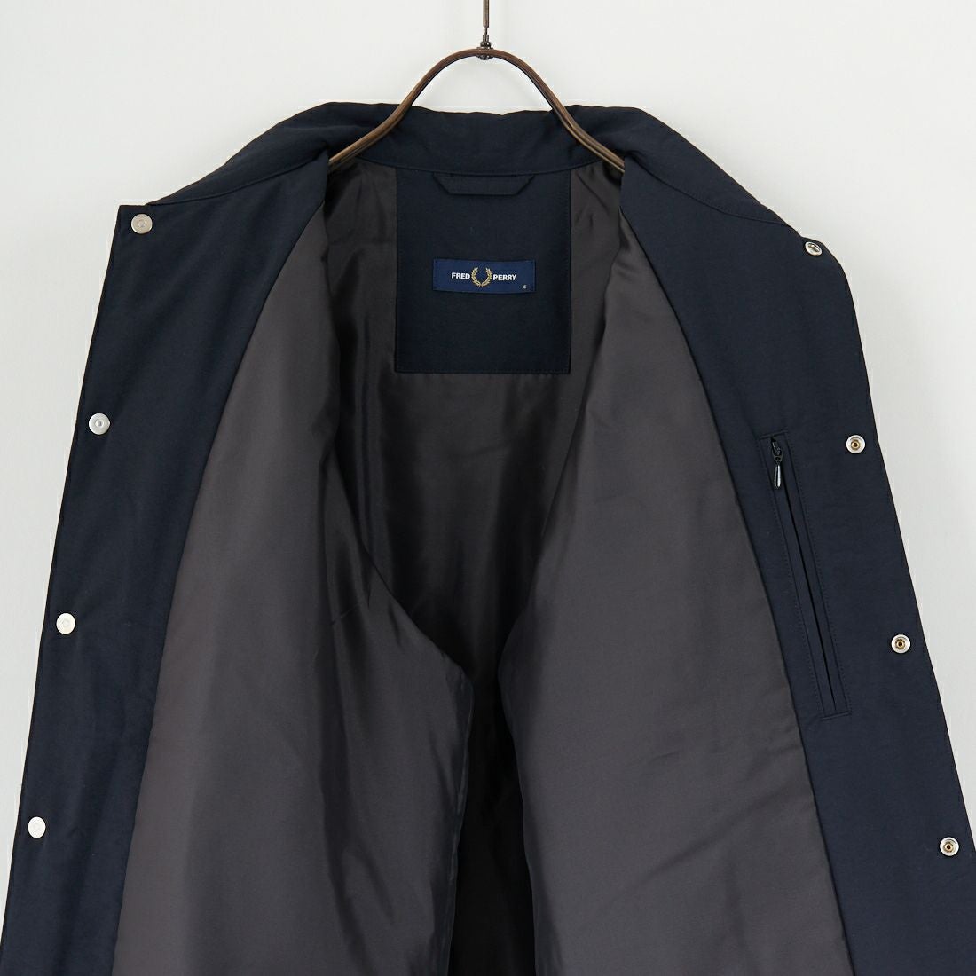 FRED PERRY [フレッドペリー] 別注 パデッドボタンスルージャケット [FPM-25A-23JF] NVY/HONEYC