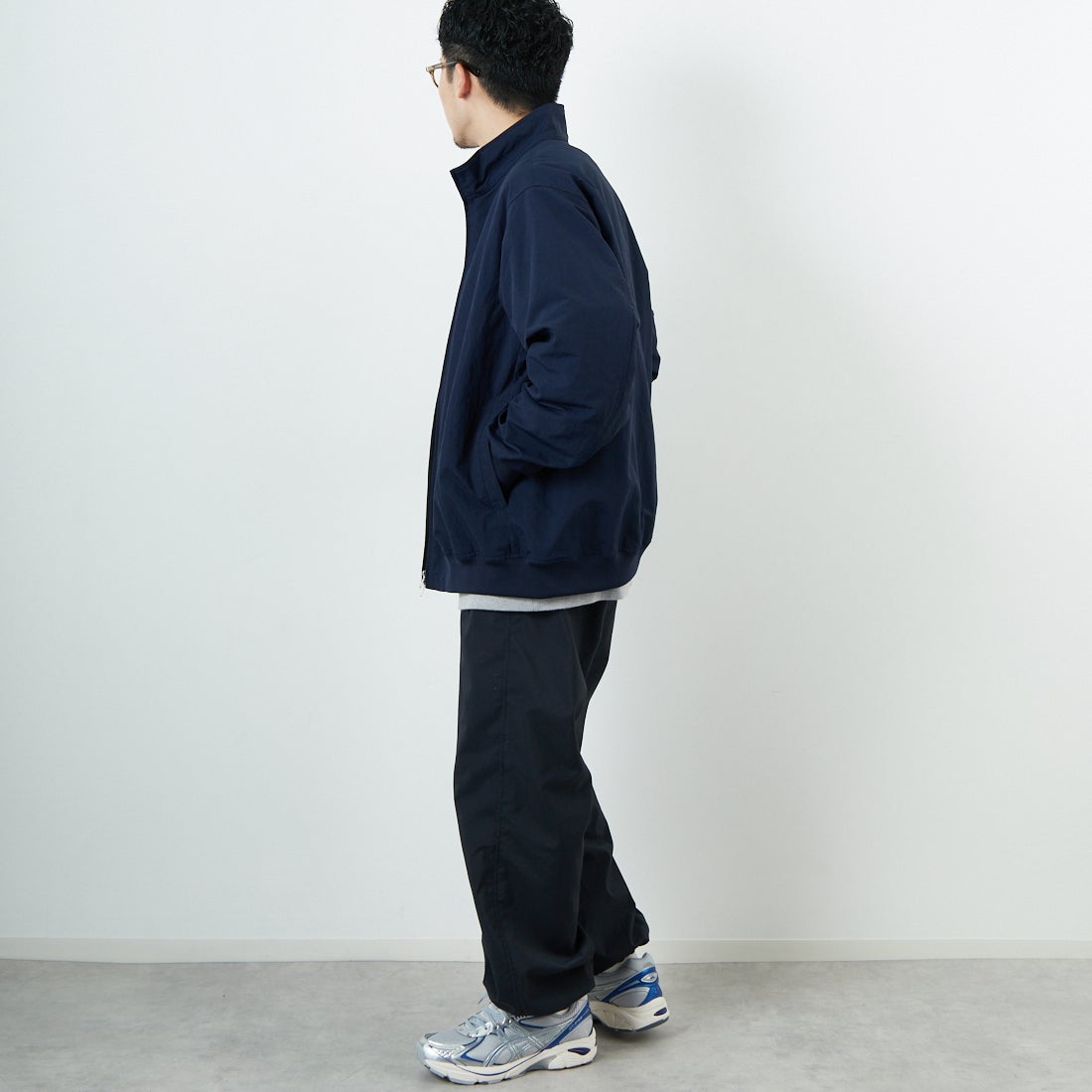 FRED PERRY [フレッドペリー] 別注 ナイロンブレンサムジャケット [FPM-25A-007JF] NVY/ECR/HO &&モデル身長：167cm 着用サイズ：14&&