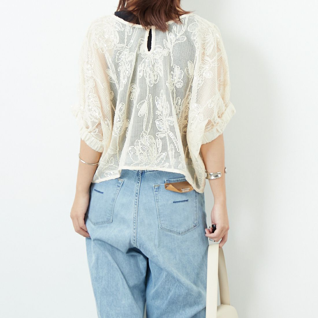 TORRAZZO DONNA [トラッゾドンナ] ボタニカルスパンコール ドルマンブラウス [6260-375] 09 IVORY &&モデル身長：167cm 着用サイズ：F&&