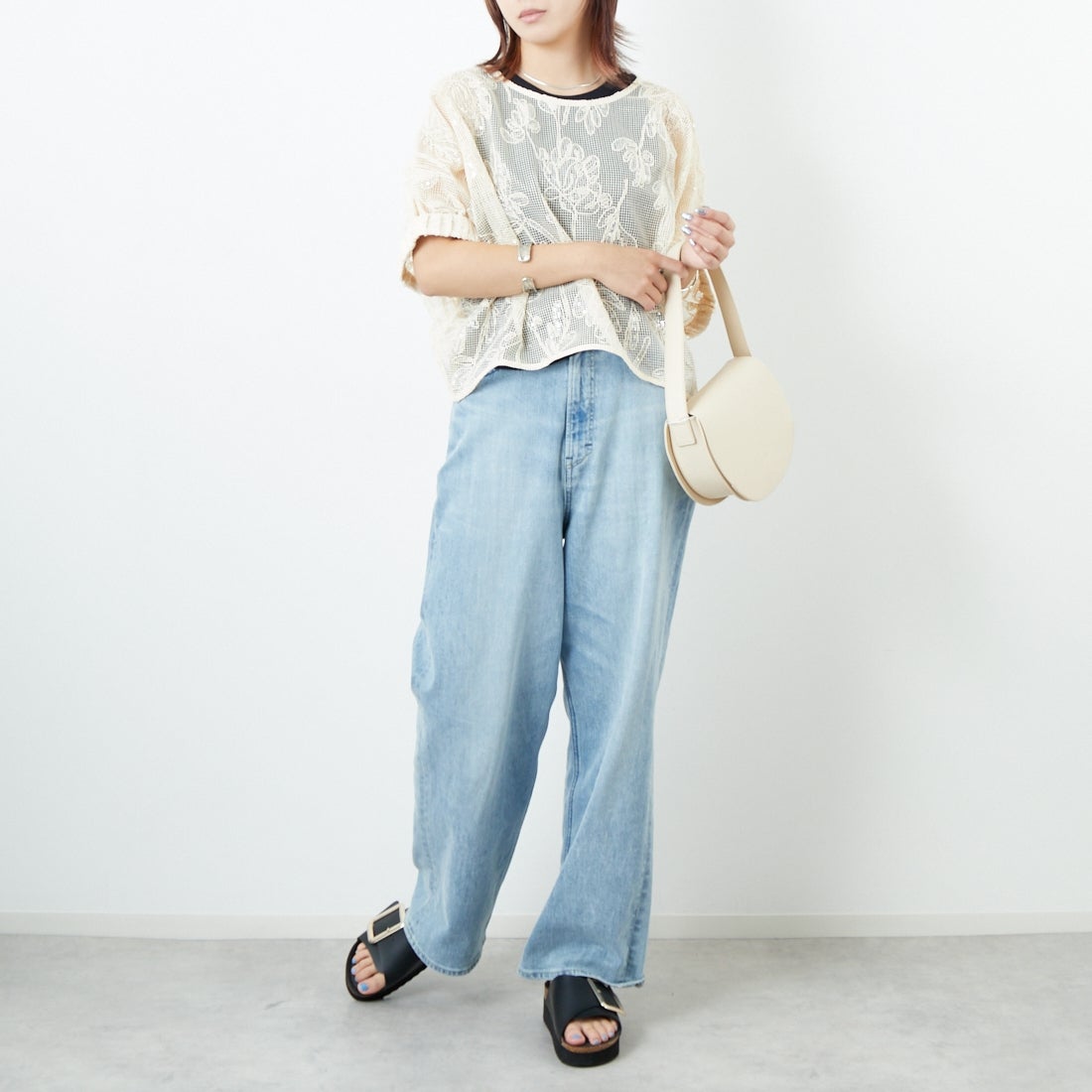 TORRAZZO DONNA [トラッゾドンナ] ボタニカルスパンコール ドルマンブラウス [6260-375] 09 IVORY &&モデル身長：167cm 着用サイズ：F&&